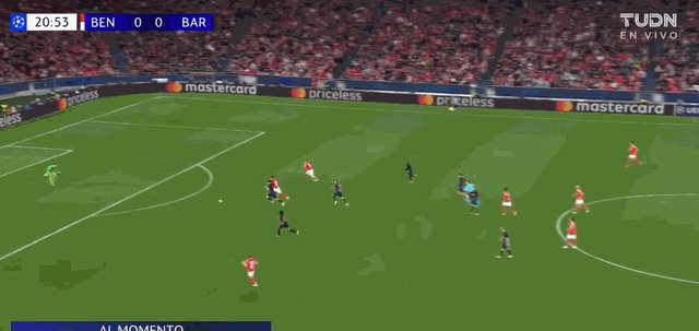 1741215943888026850.gif 库巴西红牌.gif